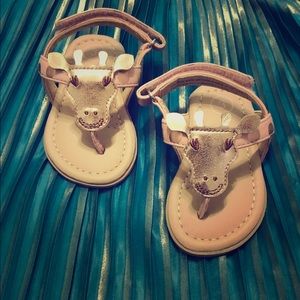 Baby’s Gold Giraffe Sandals by Genuine Kids